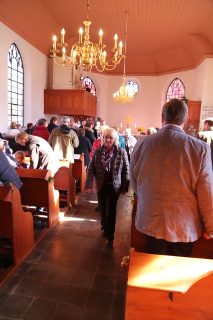 Erntedankfest und Einführung der Kirchenvorsteher in Weenzen