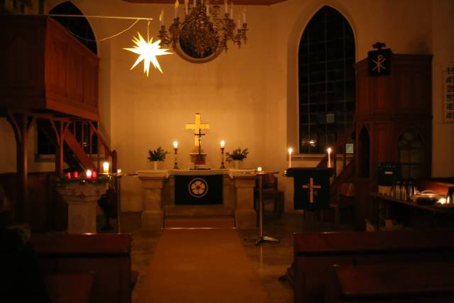 4. Türchen wurde in der St. Maternuskapelle in Weenzen geöffnet.