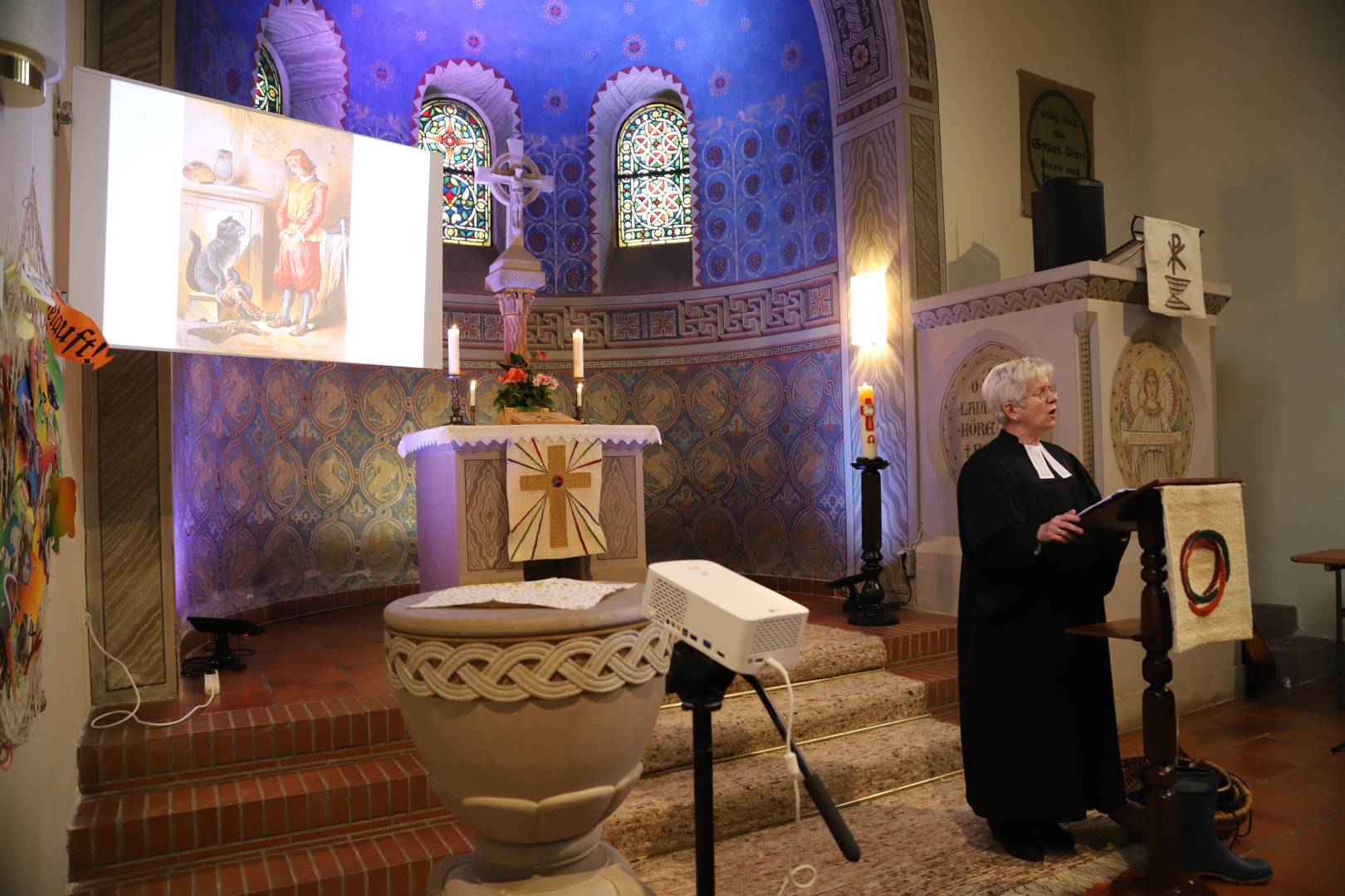 2. Winterkirche: "Der gestiefelte Kater"