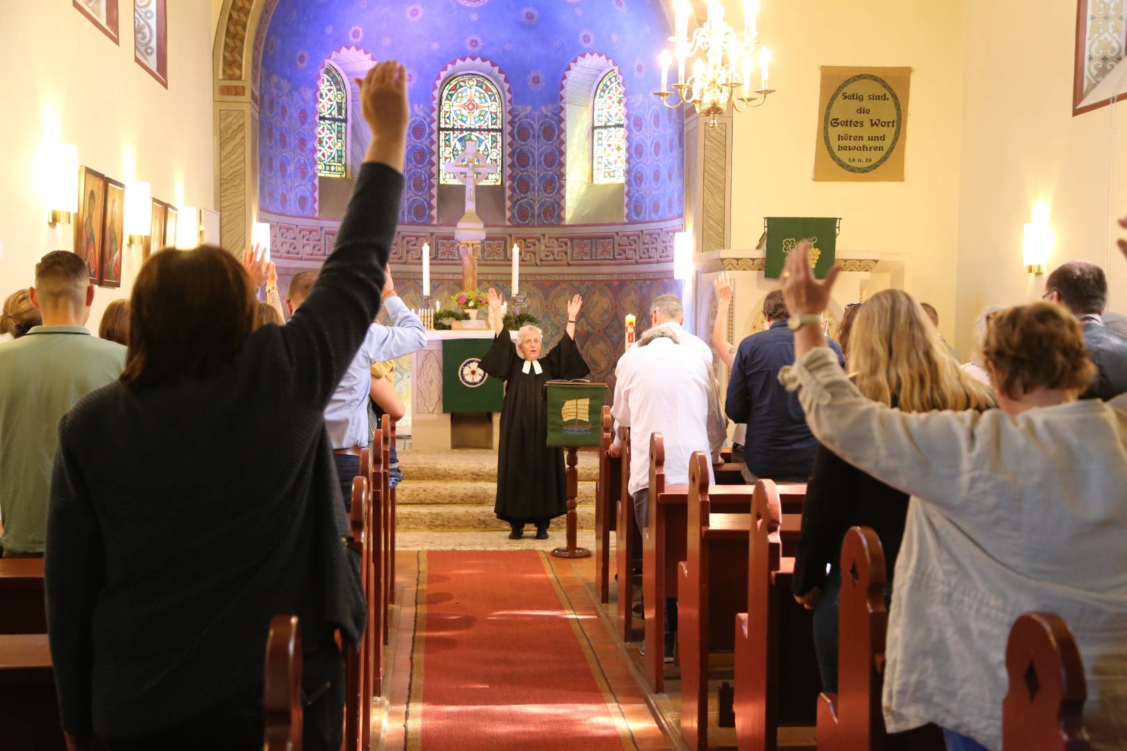 Taufe von Emily Kusch in der St. Franziskuskirche