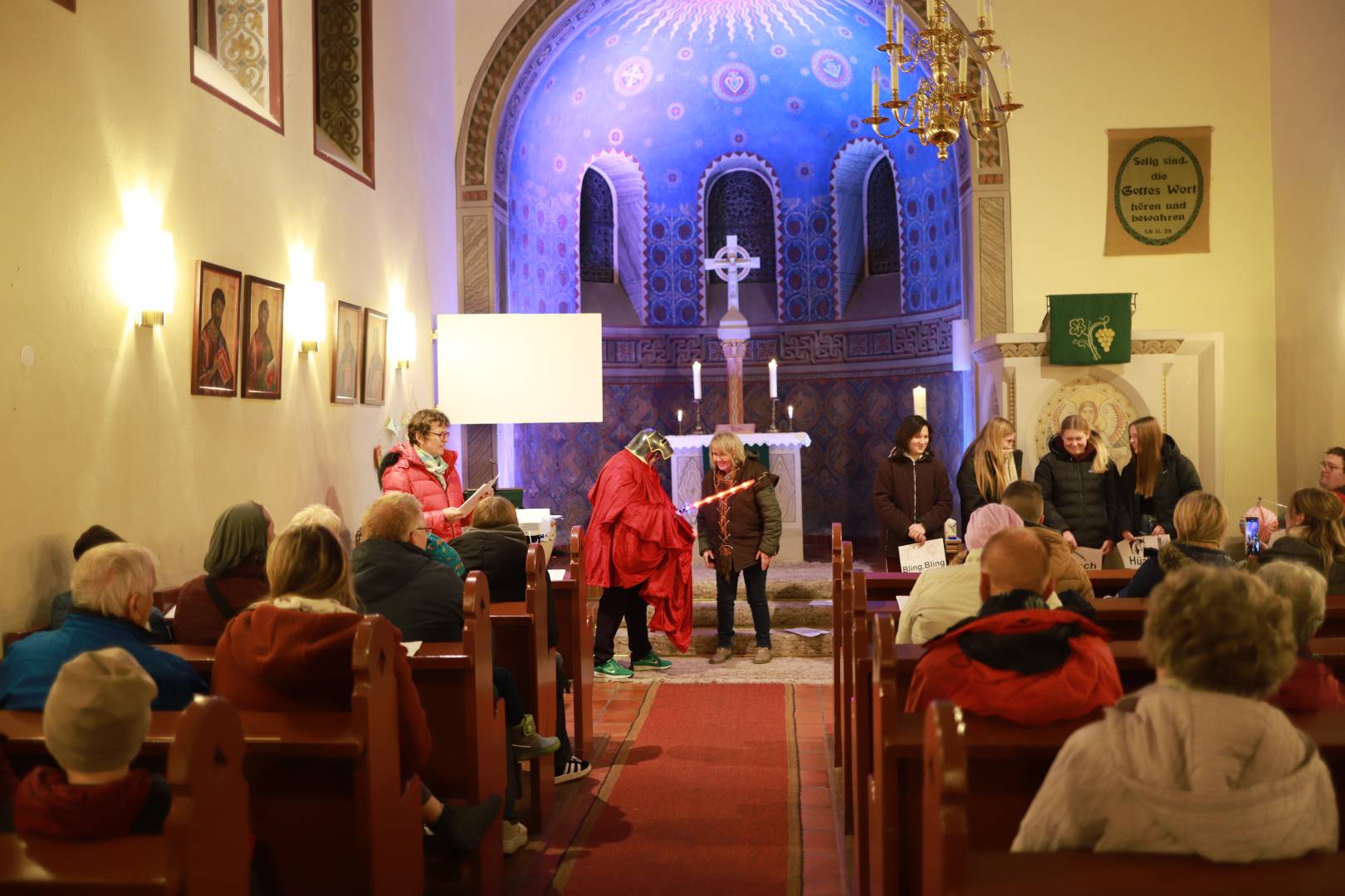 Martinsandacht mit Laternenumzug