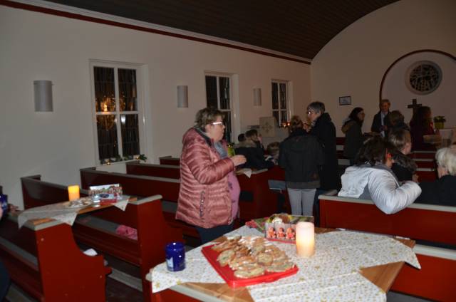 17. Türchen des "Lebendigen Adventskalenders" in der St. Johanniskapelle in Fölziehausen