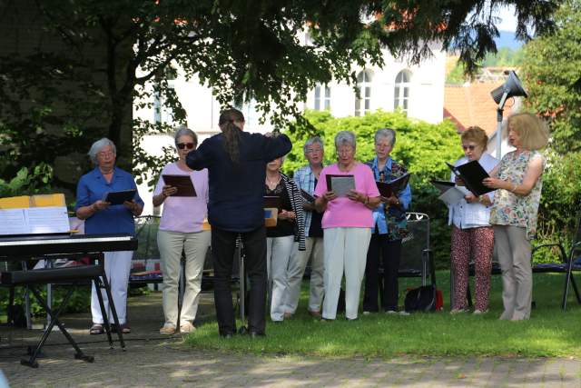 Der Duinger Kirchenchor singt wieder im Gottesdienst
