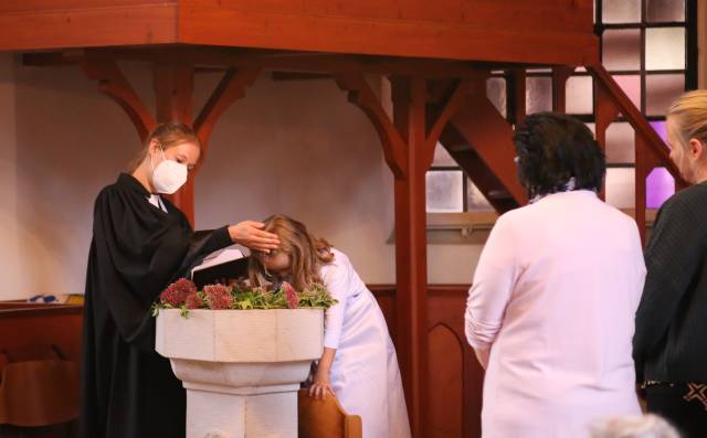 Taufe von Melia Dreyer in der St. Maternuskapelle