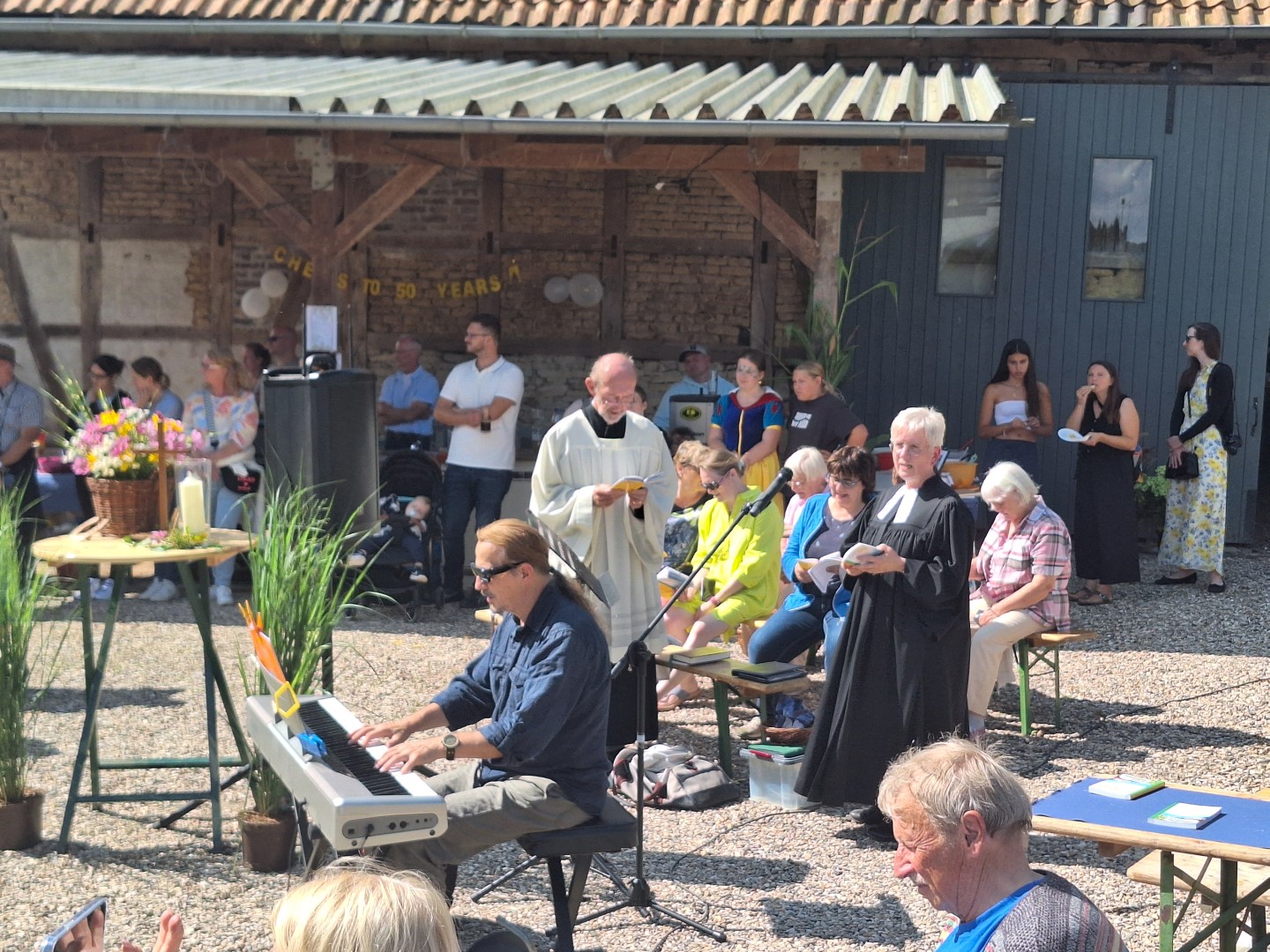 Impressionen von der Andacht zum Reitstalljubiläum mit Pferdesegnung