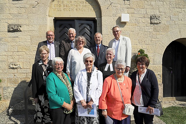 Gruppenfoto Diamantene Konfirmanden