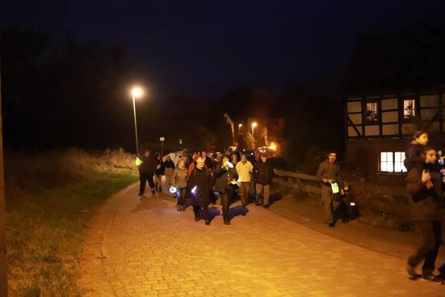 Bericht Martinsandacht mit Laternenunzug