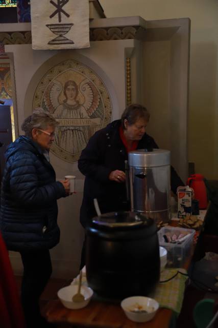 Winterkirche mit Taufe in der St. Franziskuskirche