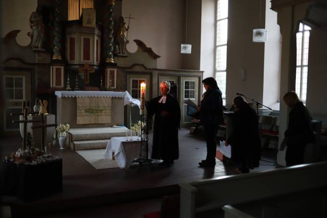 Osterfrühgottesdienst mit Frühstück in Duingen