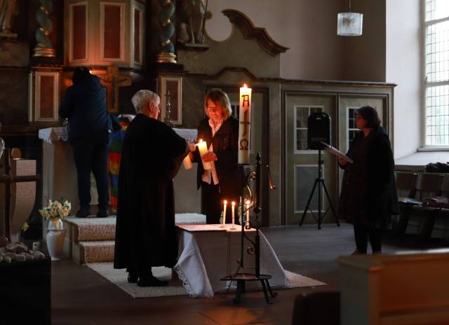 Osterfrühgottesdienst mit Frühstück in Duingen