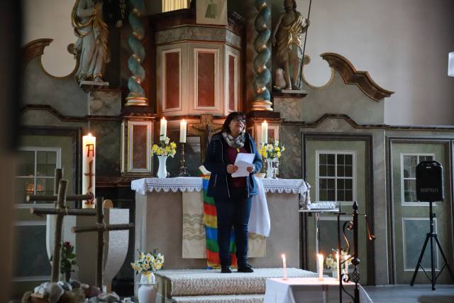 Osterfrühgottesdienst mit Frühstück in Duingen