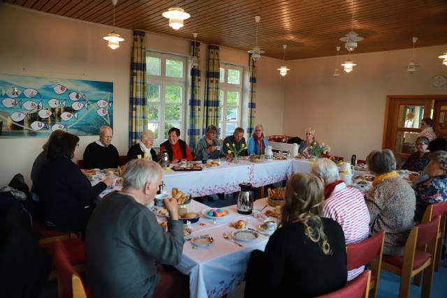 Osterfrühgottesdienst mit Frühstück in Duingen
