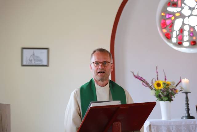 Sommerkirche in Fölziehausen mit Pastor Dieckow