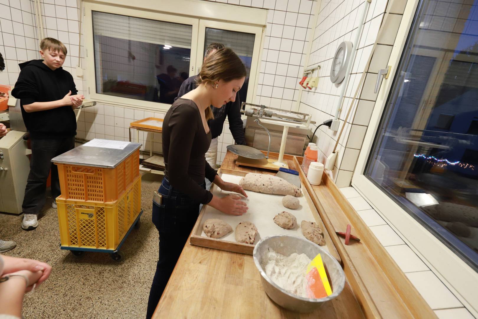 Unsere Konfirmanden backen Brot