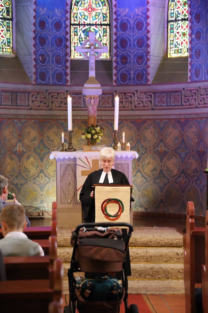 Taufe von Melisande Estelle Kabuth in der St. Franziskuskirche