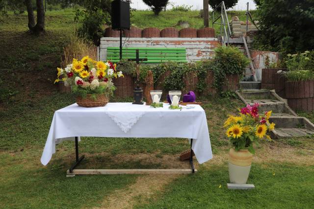 Freiluftgottesdienst im Hilsbad Hohenbüchen