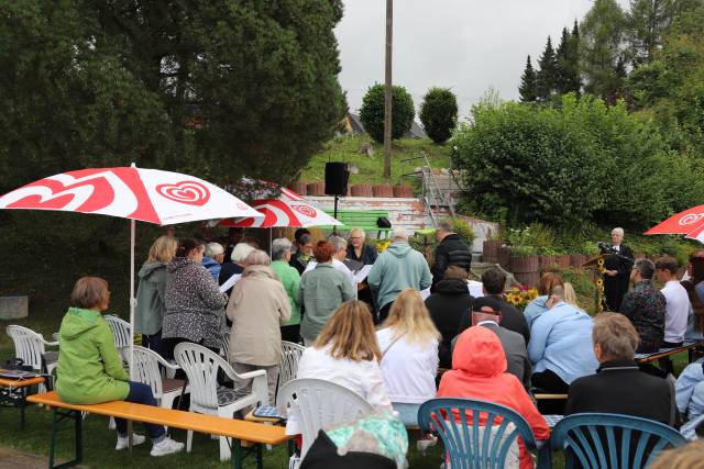 Freiluftgottesdienst im Hilsbad Hohenbüchen