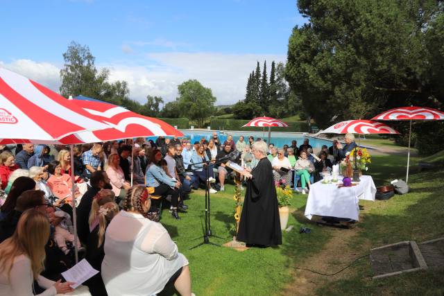 Freiluftgottesdienst im Hilsbad Hohenbüchen