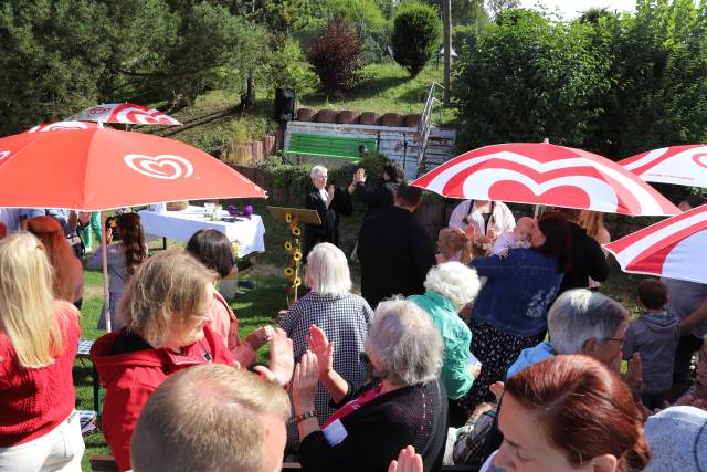 Freiluftgottesdienst im Hilsbad Hohenbüchen