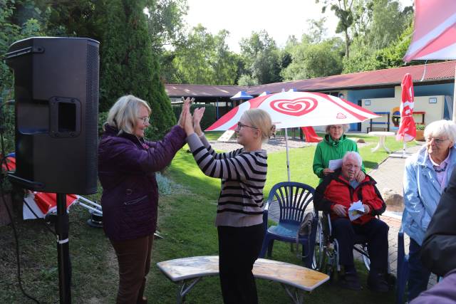 Freiluftgottesdienst im Hilsbad Hohenbüchen