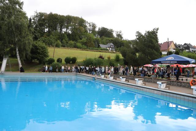Freiluftgottesdienst im Hilsbad Hohenbüchen