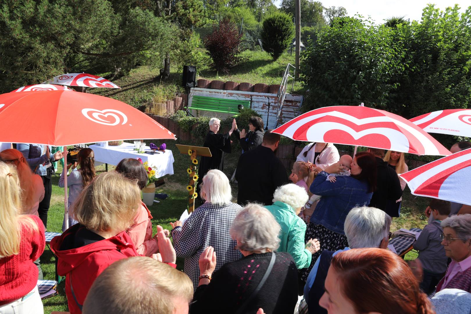 Freiluftgottesdienst im Hilsbad Hohenbüchen